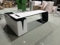 Bureau de direction moderne en forme de L en pierre artificielle, design de table de bureau pour PDG et directeurs avec chaises