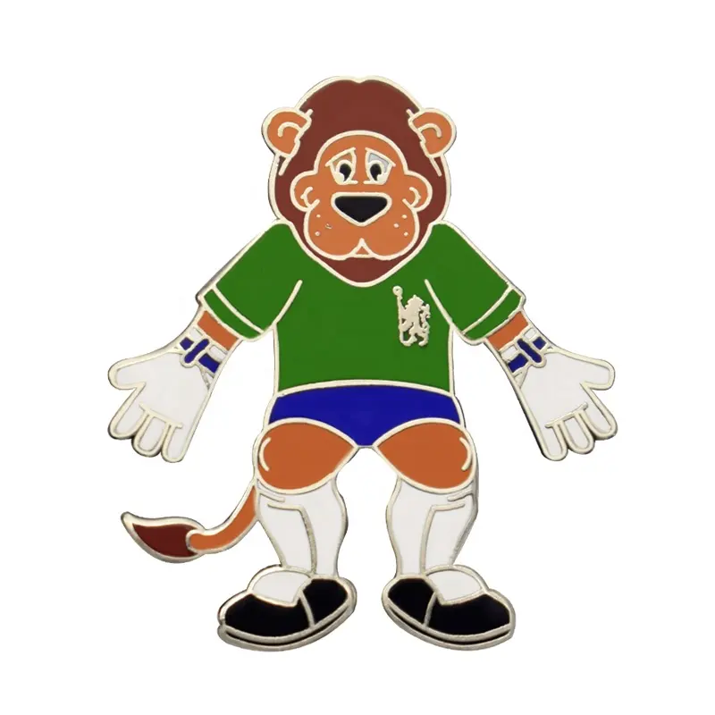 カスタムパーソナライズされた漫画のサッカーキャラクターハードエナメルラペルピンスマートライオンサッカー選手ラペルピン