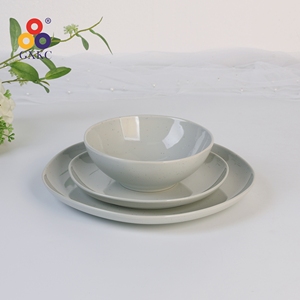 GXKC Service de vaisselle émaillé <span class=keywords><strong>gris</strong></span> <span class=keywords><strong>clair</strong></span> en grès irrégulier et assiettes en céramique avec sésame - Product Image 1