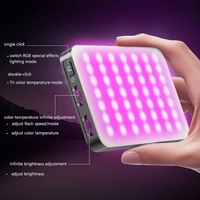 D10S RGB Mini Portable Rechargeable LED Studio Pince Téléphone Température de Couleur Réglable Veilleuse Lumière d'Appoint pour Selfie et Photographie