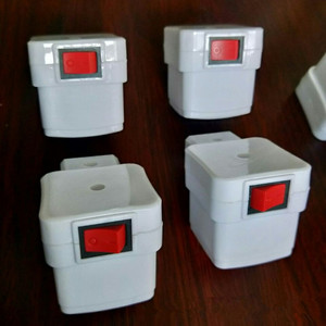 Portalámparas cuadrado blanco, 1 yuan, con enchufe, portalámparas giratorio, 1 yuan, 2 yuan, mercancía general. - Product Image 5