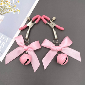 Pinces à tétons Red Bell avec nœud, équipement de bondage BDSM pour adultes, pinces métalliques réglables pour stimulation des seins - Product Image 3