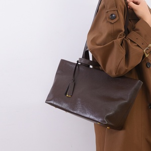 <span class=keywords><strong>Sac</strong></span> à main femme <span class=keywords><strong>bordeaux</strong></span> Ancora <span class=keywords><strong>rouge</strong></span> tendance 2026, <span class=keywords><strong>sac</strong></span> fourre-tout vintage minimaliste en cuir PU grande capacité, <span class=keywords><strong>sac</strong></span> à bandoulière pour le bureau - Product Image 3