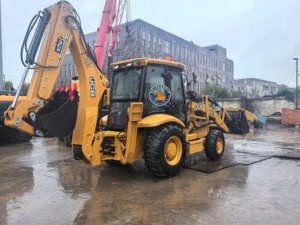 Cargadora de Ruedas JCB 3CX Usada de Alta Calidad, Motor CAMC, Alto Rendimiento, Envío a Todo el Mundo - Product Image 4