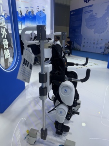 Exoesqueleto Robótico para Niños <span class=keywords><strong>de</strong></span> Uso Doméstico, Versión Médica OEM, Ayuda Eléctrica para Caminar, Utilizada para Corregir la Marcha y Brindar Asistencia - Product Image 4
