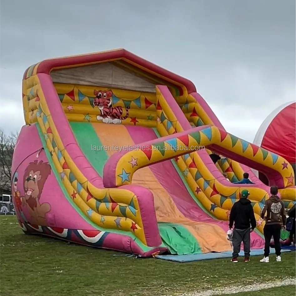 Tùy chỉnh thương mại dành cho người lớn khởi động trại Inflatable Land bouncy lâu đài nhà bị trả lại các chướng ngại vật