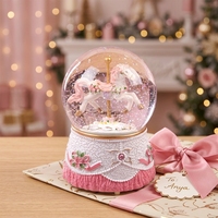 Carrousel rotatif artisanal en résine écologique peint à la main, boule de cristal musicale, globe à neige, boîte à musique, objet décoratif, cadeau