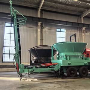 <span class=keywords><strong>Broyeur</strong></span> à trémie d'alimentation supérieure grande capacité pour déchets de bois, foin, balles de paille, branches et souches, pour le défrichement des terres - Product Image 3