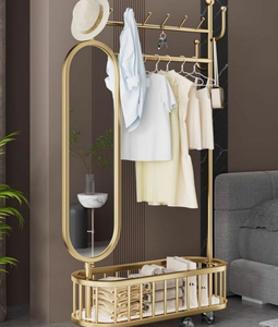 Porte-manteau sur pied en fer moderne épaissi avec miroir de toilette rotatif mobile pour chambre à coucher - Product Image 1