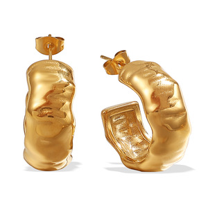 Pendientes de Aro Geométricos Dorados, Diseño Irregular, Unisex, para Uso Diario - Product Image 5