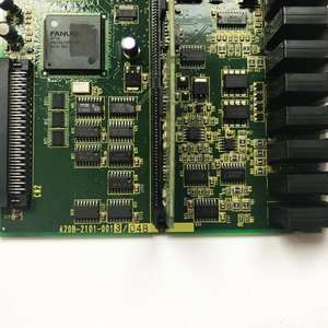 لوحة دوائر PLC أصلية جديدة طراز A20b-2101-0013 للتحكم الصناعي وبرمجة PLC مع اتصال RS485 - Product Image 1