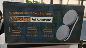 Robot de limpieza de ventanas con tecnología de sensor ecológico con control remoto inteligente, azulejos de vidrio de succión fuerte, puertas alimentadas por batería - Product Image 4