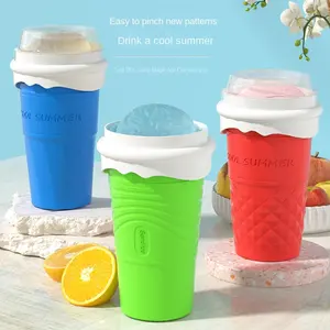 Summer New Style Colorful Ice Cream Squeeze Magic Cup Silicone Slushy Maker Cup Hand Pinch Freeze Cup Avec Couvercle