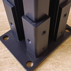 Poteau en aluminium de poteaux d'extrémité de coin de ligne <span class=keywords><strong>pour</strong></span> la clôture de WPC - Product Image 4