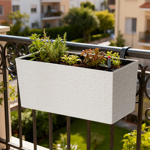 Fioriera e Vaso Rettangolare in PP Effetto Mattone per Esterni, Balconi e Cortili, con Design Traspirante, Autoirrigante, Robusto e Durevole - Product Image 3