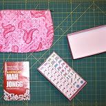 Jeu de Mahjong Américain Standard Complet 1,18"x0,90"x0,50" 166 Tuiles Kit de Jeu Portable avec Étui en Aluminium Poussoirs Tapis de Jeu