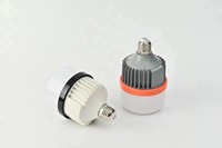 Nouveau Design Pliable Lanterne Ampoule E27 USB Batterie De Charge Portable Matière Première Rechargeable D'urgence Camping Led Ampoules Lumières