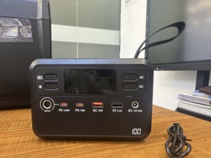 Estación de Energía Portátil de 100W con Batería, Onda Sinusoidal Pura, Controlador MPPT, Carga Solar, para el Hogar, EG008, Litio Hierro de Alta Densidad - Product Image 6