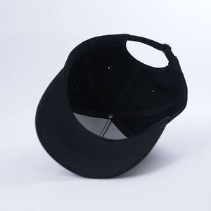 Gorra de Béisbol Personalizada al por Mayor con Logotipo Bordado, 100% Algodón, Estructurada, de 5 Paneles, con Color Personalizado - Product Image 3