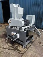 Déchets de fils et câbles Broyeur automatique de fils en cuivre sec Machine à riz à fil mixte en cuivre plastique Séparation de cuivre Machine à riz