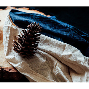 Serviettes en tissu blanc en coton de style moderne faites à la main Durable réutilisable polyvalent doux décor de table brodé maison jetable - Product Image 1
