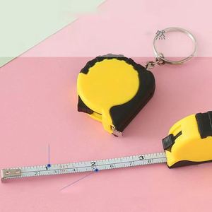 Mètre Ruban Promotionnel Portable Mini en Acier de 1M avec Revêtement en Caoutchouc et Logo Personnalisé pour Porte-clés - Product Image 3