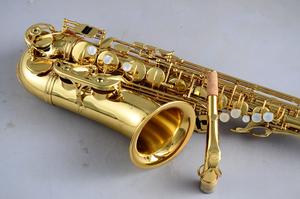 プロ仕様の新型Eb調金管楽器、ゴールドラッカー仕上げのアルトサックス - Product Image 4