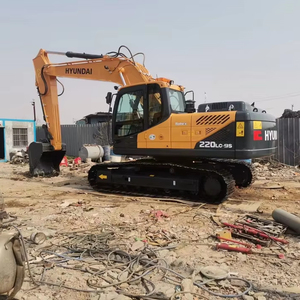 Excavadora de cadenas Hyundai R220LC-9S usada de alta calidad, 22 toneladas, origen Corea del Sur, 1 año de garantía, alto momento de carga - Product Image 1