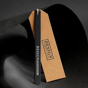 Etiquetas colgantes de papel Kraft troqueladas de lujo personalizadas para ropa y zapatos etiquetas impresas sostenibles para bolsos utilizados en la industria de la moda - Product Image 4