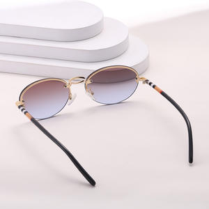 Lunettes de soleil sans monture à la mode pour femmes, petites montures ovales, protection UV400, légères, protection solaire pour la conduite - Product Image 3
