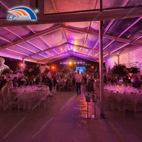 Tente de mariage transparente à structure en aluminium imperméable de 40 pieds avec table et chaises pour 300 invités