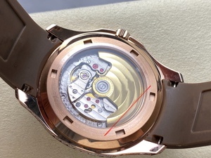 Reloj Deportivo Premium para Hombre con Bisel de Diamantes Ovalados, Esfera Color Café Waffle, Correa de Goma Marrón, Resistente al Agua, Reloj de Pulsera de Lujo para Negocios - Product Image 6