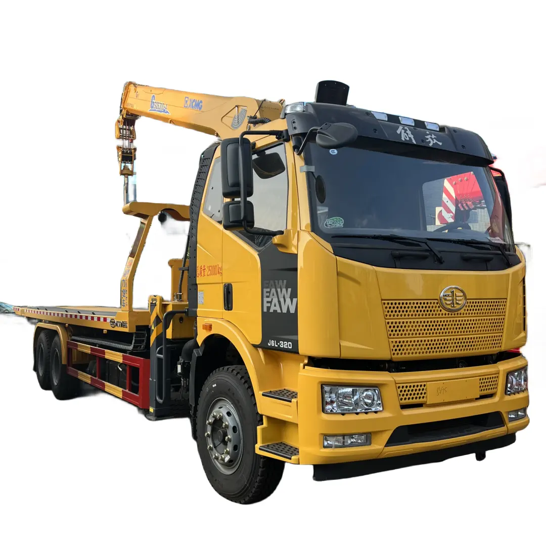 Good quality platform flatbed wrecker towing truck with crane equipment for sale
