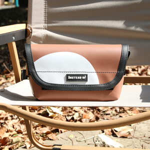 Sac de bâches imperméable à l'eau Sac Freitag Sac fourre-tout en bâche en PVC Sac à main Sac à dos de voyage en plein air Impression Logo et motif personnalisés - Product Image 2