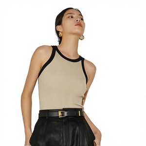 Top de punto acanalado sin mangas para mujer con cuello redondo y ribete en contraste, ideal para capas informales - Product Image 2