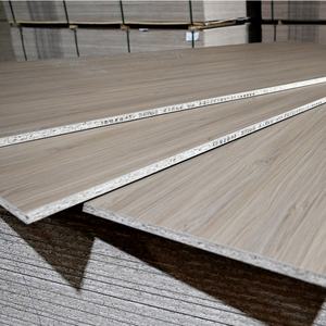 Placage de colle E0/E1/E2 18mm 10mm/panneau de particules résistant à l'humidité face à la mélamine <span class=keywords><strong>OSB</strong></span> solide intérieur/extérieur meubles pour la cuisine - Product Image 1