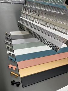 Paneles de Protección de Pared Modernos de Material Compuesto de Aluminio en Forma de Panal, Resistentes al Fuego, Impermeables y con Aislamiento Acústico, Tamaño Personalizable - Product Image 4
