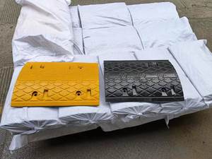 2025 चीन थोक रबर स्पीड बम्प पीला और काला हॉट सेलिंग रोड एप्लिकेशन स्पीड - Product Image 4