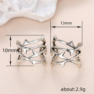 Bague d'oreille Punk à épines pour femme, creuse, sans perçage, bijou à clip, accessoires de mode quotidiens - Product Image 5