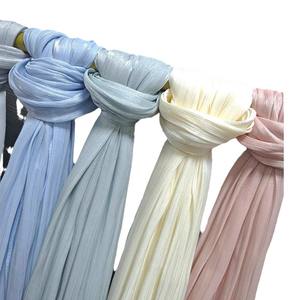 Tissu en <span class=keywords><strong>satin</strong></span> organza scintillant, tissu en soie brillant froissé, tissu ondulé à paillettes, crêpe et organza à fleurs de glace - Product Image 3