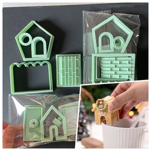 <span class=keywords><strong>Emporte</strong></span>-pièce en plastique pour <span class=keywords><strong>maison</strong></span> en pain d'épices à faire soi-même, Noël, mini <span class=keywords><strong>maison</strong></span> en pain d'épices 3D, <span class=keywords><strong>emporte</strong></span>-pièce pour fondant - Product Image 1