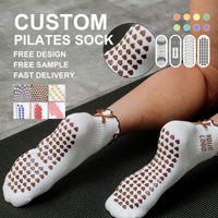 Chaussettes de Pilates et de ballet en silicone personnalisées de haute qualité, antidérapantes, en coton, avec grip pour le yoga et le sport, logo sur le dessous, pour la saison printanière