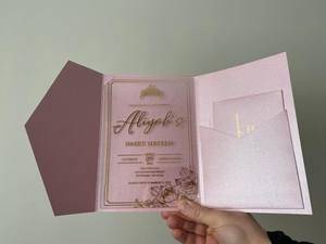 Venta al por mayor claro de lujo pequeño invitar cena vestido playa boda sobres oro <span class=keywords><strong>corte</strong></span> láser acrílico Quinceañera tarjeta de invitación - Product Image 2