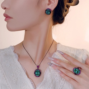Conjunto de Joyería Ecológica de Cobre con Baño de Oro Negro, con Circonita Cúbica Verde Paraíba de 12*16-10*12mm, para Uso Diario - Product Image 6