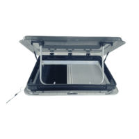 Prix d'usine, ouverture manuelle en alliage d'aluminium imperméable pour l'extérieur, lanterneau de toit automatique à LED pour camping-car, 700x500mm, 70