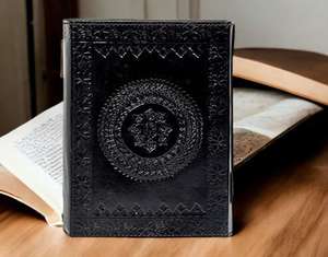 Journal en cuir fait main avec pentagramme noir en relief, personnalisable, format A5 et A4, carnet de croquis, couverture en papier, carnet de dessin, journal intime - Product Image 4