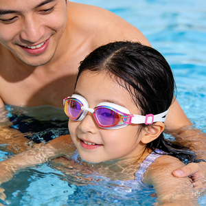 Meilleures ventes : Lunettes de natation pour enfants, vision claire, joint en silicone souple, ajustement confortable, anti-fuite, pour les tout-petits et les cours de natation pour enfants - Product Image 1