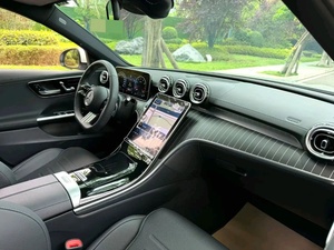 Auto Usado <span class=keywords><strong>Mercedes</strong></span>-Benz <span class=keywords><strong>Clase</strong></span> <span class=keywords><strong>C</strong></span> <span class=keywords><strong>C</strong></span> 260 L Sport Sedán 2023, 5 Asientos + Híbrido Suave de 48V + Asientos Delanteros con Calefacción, Ventilación y Memoria - Product Image 2