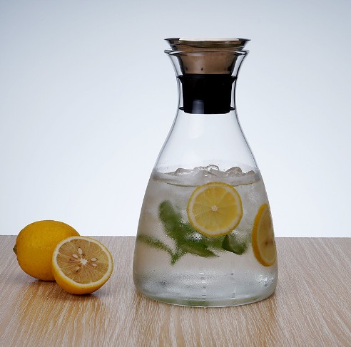 Stocked Glass Carafe Made Borosilicate Glass Water Carafe 1.5L Glass Jug With Lid
