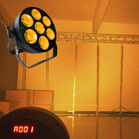 Les lumières de dj a mené le pair, silencieux équipement de fête 7x30w RVB a mené la lumière d'étape